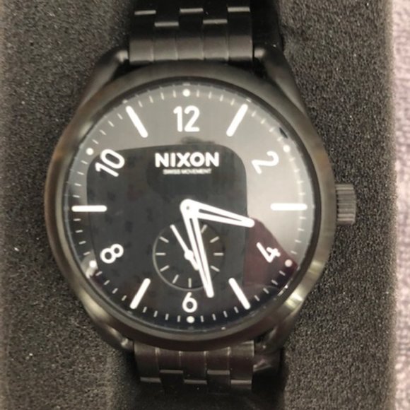 Nixon C39 Black SS Watch - Brand New with tags - Picture 7 of 8